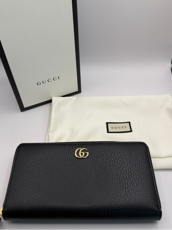 Gucci Handbags - Gucci Black GG Pebbled Leather Zipper Wallet